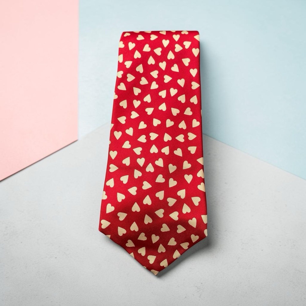 J.Crew Silk Tie Necktie Red Hearts Handmade in USA 3.25""x58"